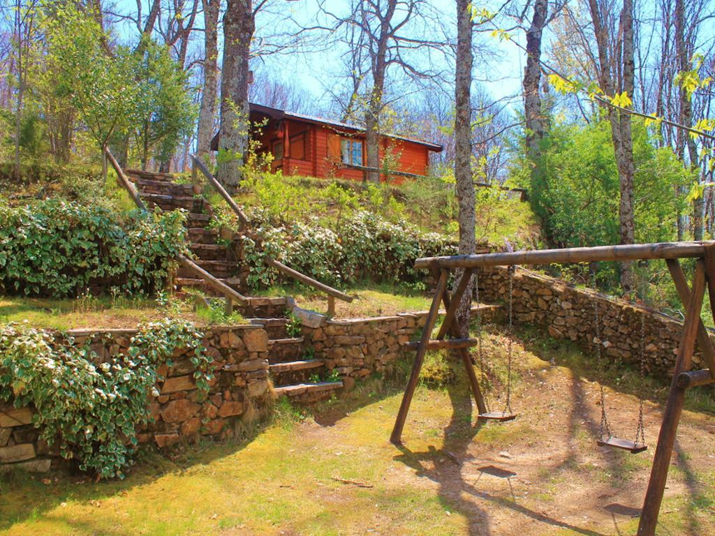 Cabanas De Madera Sanabria Vigo de Sanabria Extérieur photo