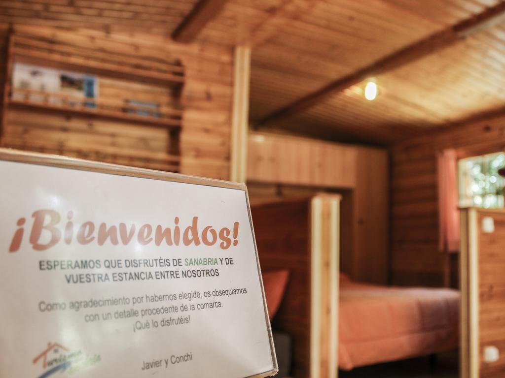 Cabanas De Madera Sanabria Vigo de Sanabria Extérieur photo