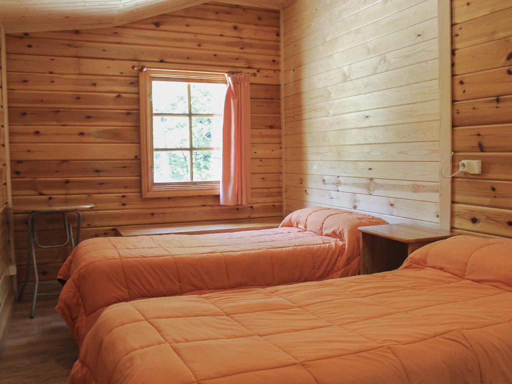 Cabanas De Madera Sanabria Vigo de Sanabria Extérieur photo