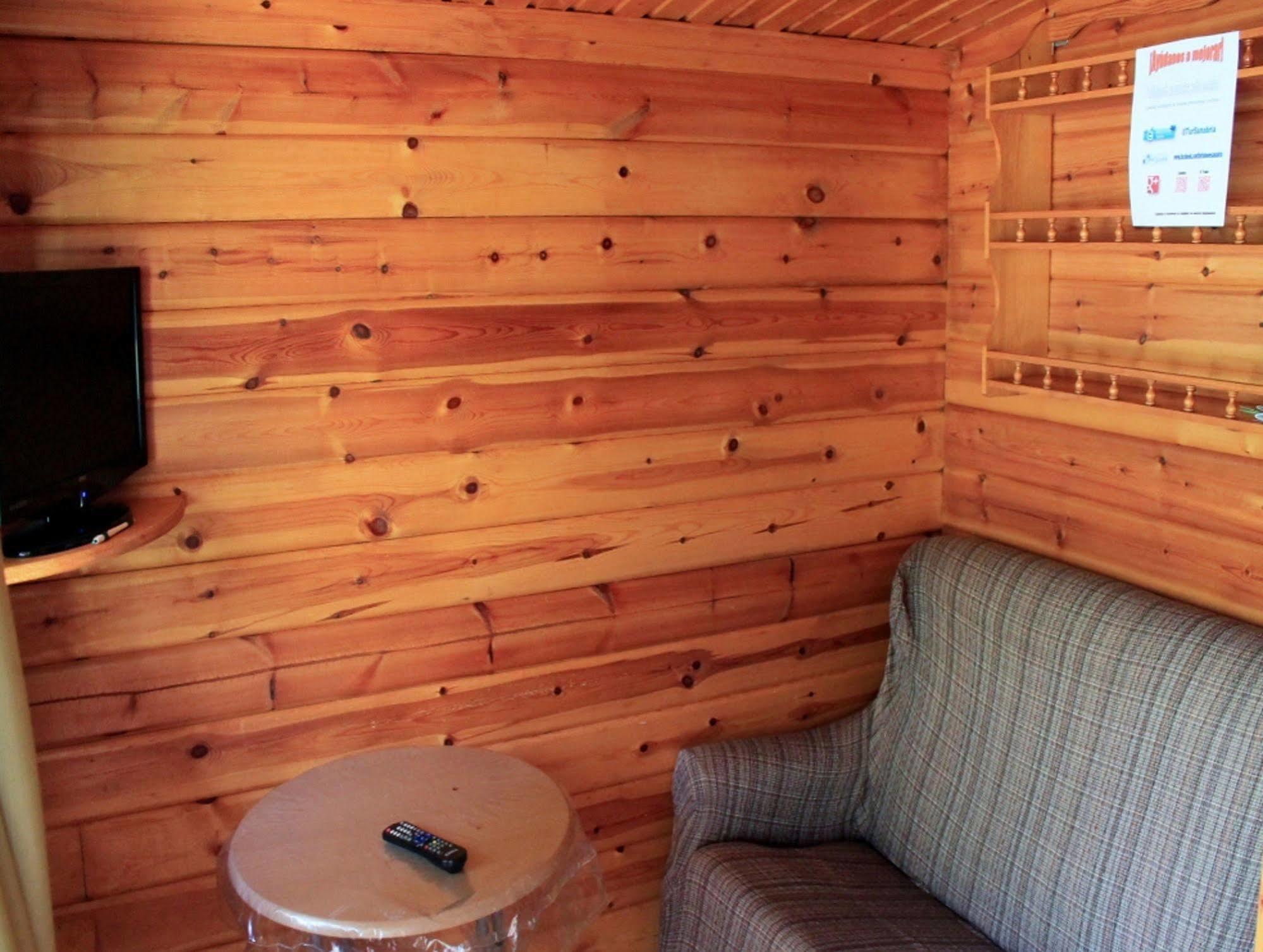 Cabanas De Madera Sanabria Vigo de Sanabria Extérieur photo