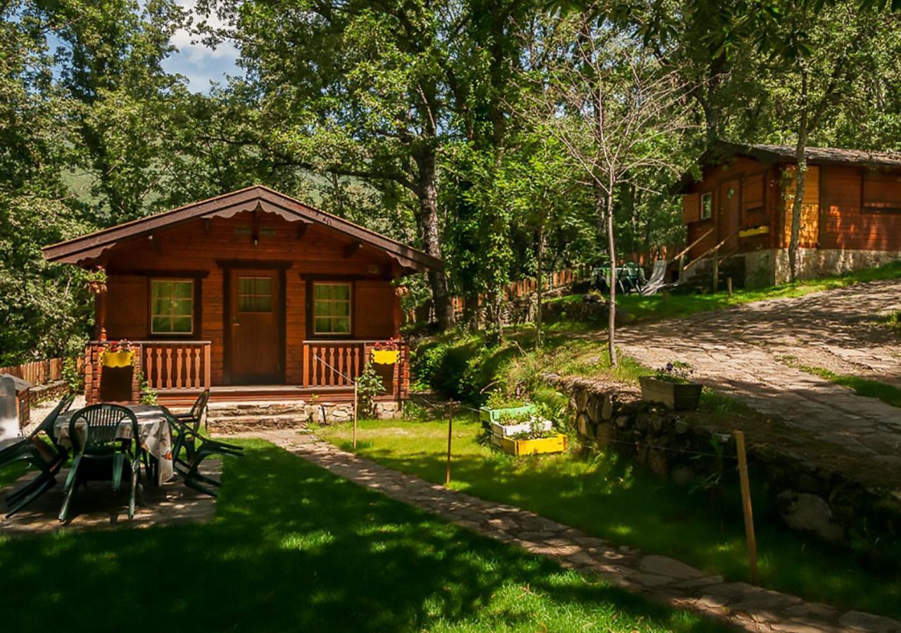 Cabanas De Madera Sanabria Vigo de Sanabria Extérieur photo