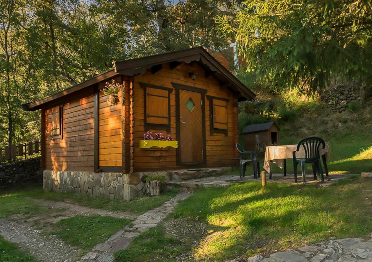 Cabanas De Madera Sanabria Vigo de Sanabria Extérieur photo